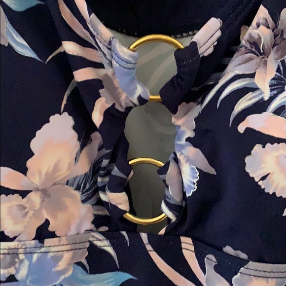 Floral Tankini Swim Top - Picture 4 of 6